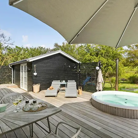 Molsborg Holiday home *